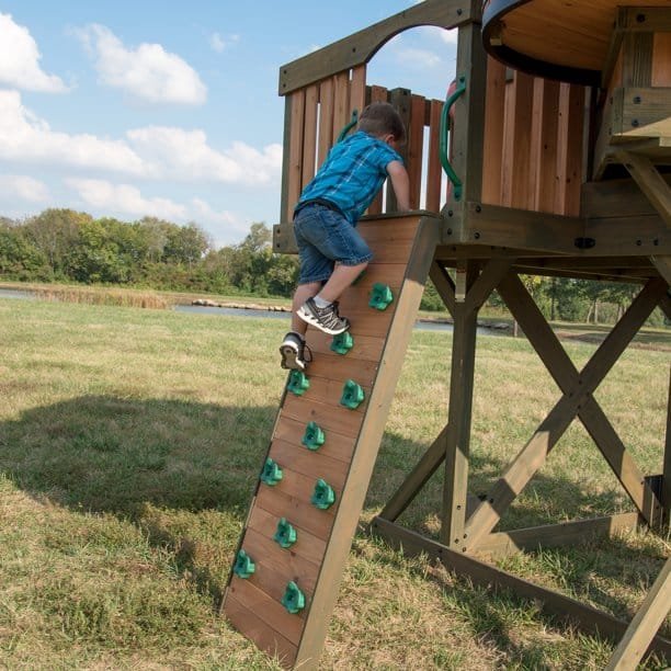 Backyard Discovery Eagles Nest Playhouse thumbnail 4