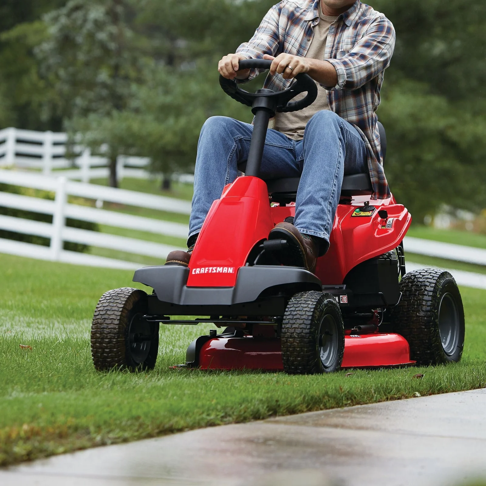 Craftsman R110 – 11.5HP Manual/Gear 36″ Riding Lawn Mower thumbnail 2