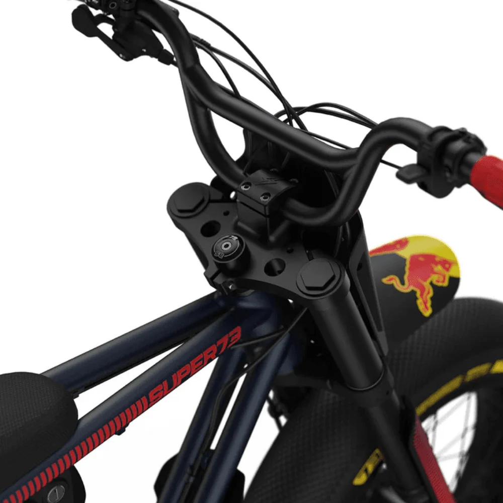 Oracle Red Bull Racing Z Adventure Series thumbnail 3