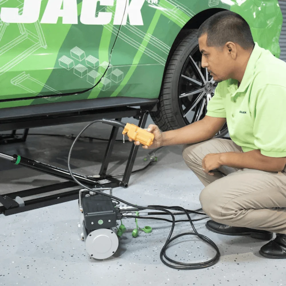 QuickJack 5000TL Portable Car Lift thumbnail 3
