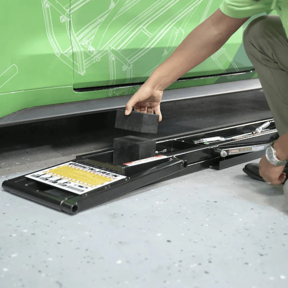 QuickJack 5000TL Portable Car Lift thumbnail 5