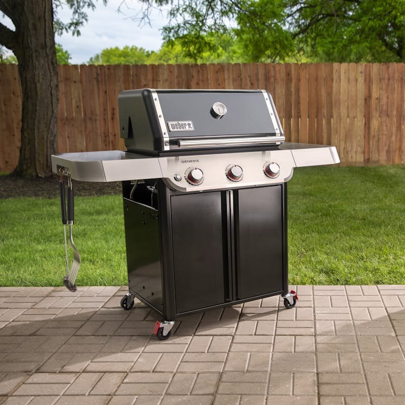 Weber Genesis E-315 Gas Barbecue thumbnail 2